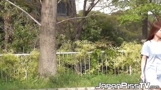 A cameraman caught a group of shy girls who had to pee outdoor