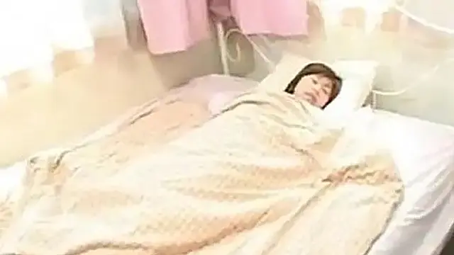 Tokyo hot girls give Dai Loan massage