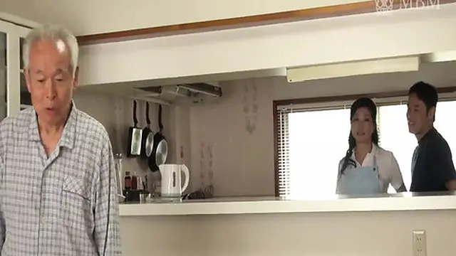 Pushy Mature Slut Helper Tempts Client Gently